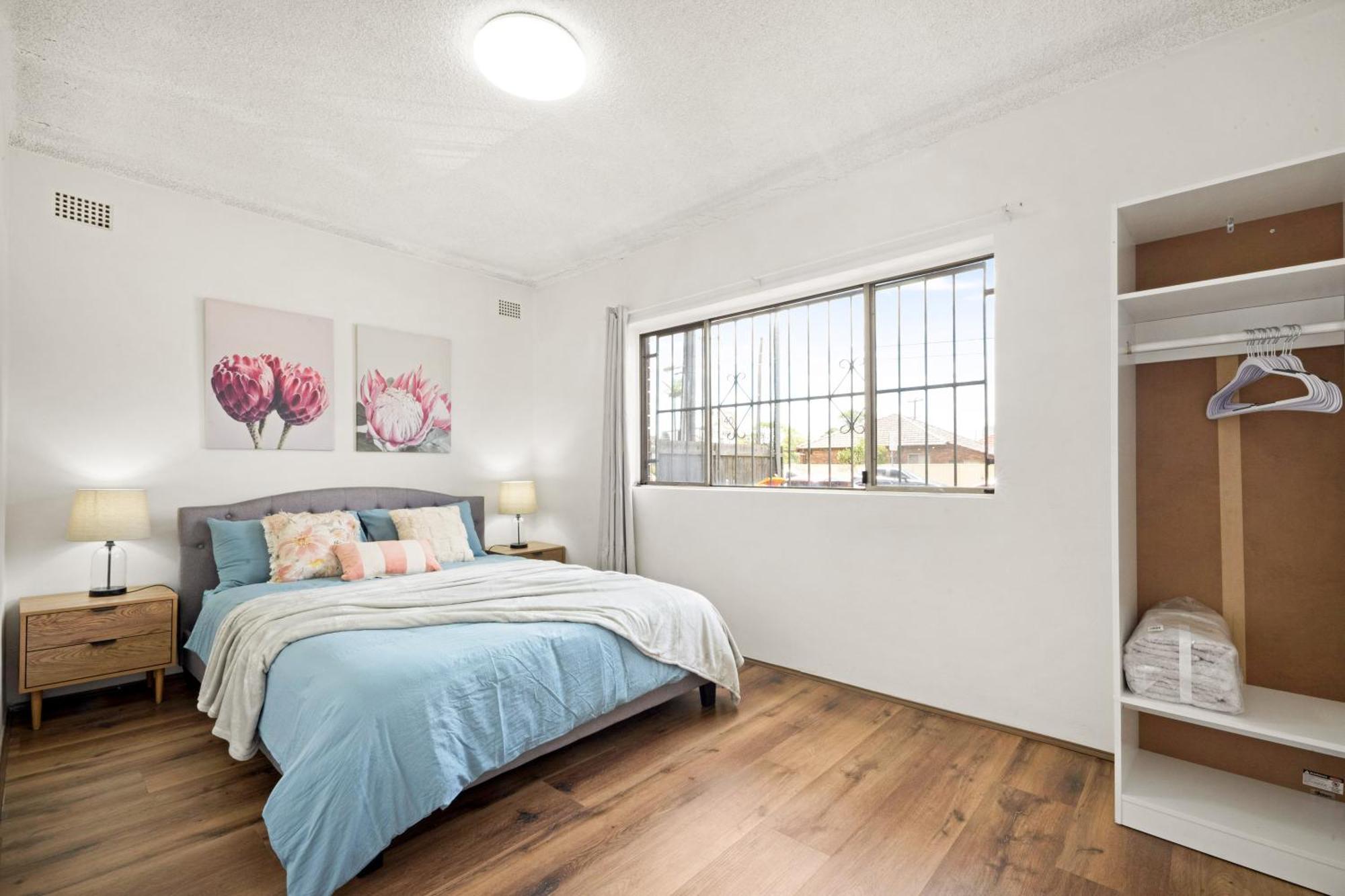 Cozy 2-Bedroom Retreat With Parking In Cabramatta Exterior photo