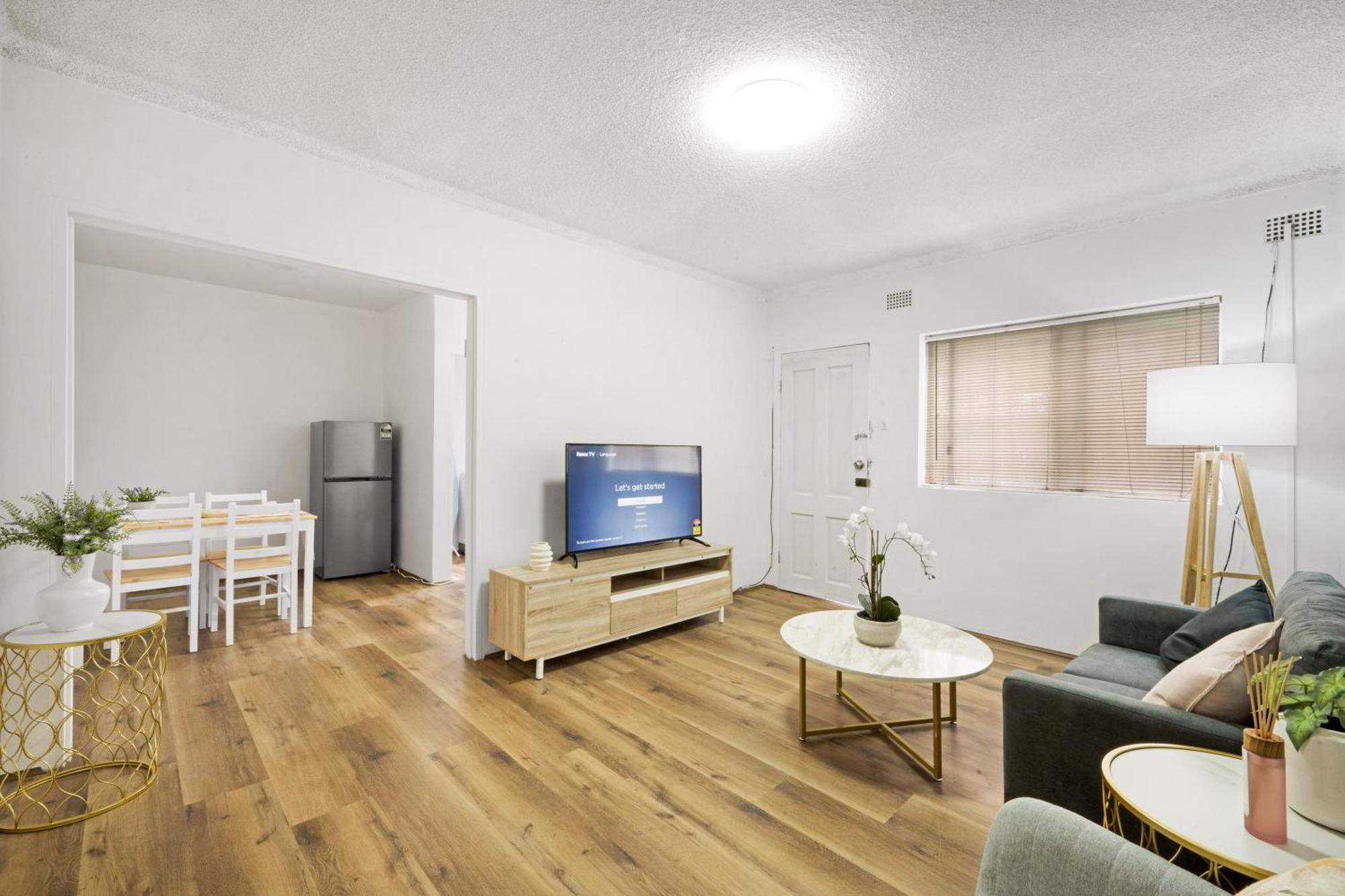 Cozy 2-Bedroom Retreat With Parking In Cabramatta Exterior photo
